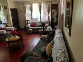 House for Sale Clarendon, May Pen