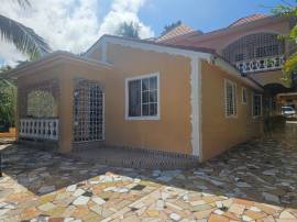 House for Sale St. James, Bogue Village