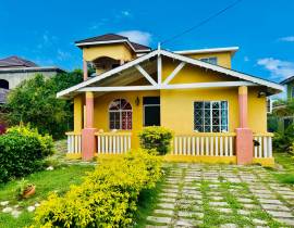 House for Sale Trelawny, FLORENCE HALL VILLAGE