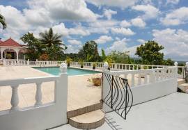 House for Sale Clarendon, Spaldings