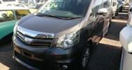 Toyota Noah 2,0L 2013 for sale