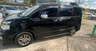 Toyota Voxy 2,0L 2012 for sale