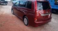 Toyota Isis 1,8L 2011 for sale