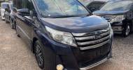 Toyota Noah 2,0L 2014 for sale