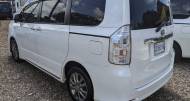 Toyota Voxy 2,0L 2013 for sale