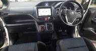 Toyota Voxy 2,0L 2014 for sale