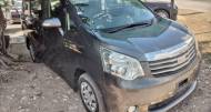 Toyota Noah 2,0L 2013 for sale