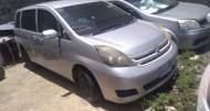 Toyota Isis 1,8L 2011 for sale