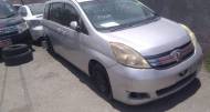 Toyota Isis 1,8L 2011 for sale