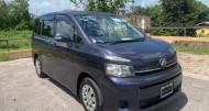 Toyota Voxy 1,9L 2013 for sale