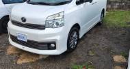 Toyota Voxy 2,0L 2013 for sale