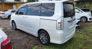 Toyota Voxy 2,0L 2013 for sale