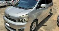 Toyota Voxy 2,0L 2010 for sale