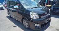 Toyota Voxy 2,0L 2013 for sale