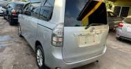 Toyota Voxy 2,0L 2011 for sale