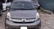 Toyota Isis 1,8L 2013 for sale