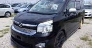 Toyota Voxy 2,0L 2013 for sale