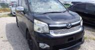 Toyota Voxy 2,0L 2013 for sale