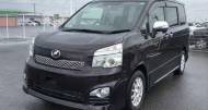 Toyota Voxy 2,0L 2013 for sale