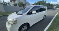 Toyota Noah 2,0L 2012 for sale