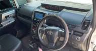 Toyota Voxy 2,0L 2013 for sale