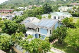 4 Bedrooms 5 Bathrooms, House for Sale in Kingston 6