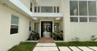 4 Bedrooms 6 Bathrooms, House for Sale in Kingston 6