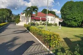 4 Bedrooms 4 Bathrooms, House for Sale in Kingston 10