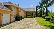 4 Bedrooms 4 Bathrooms, House for Sale in Ocho Rios