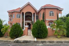 7 Bedrooms 6 Bathrooms, House for Sale in Saint Ann's Bay