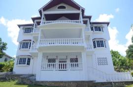 9 Bedrooms 8 Bathrooms, House for Sale in Tower Isle
