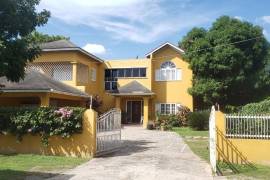 11 Bedrooms 9 Bathrooms, House for Sale in Kingston 19