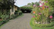 4 Bedrooms 5 Bathrooms, House for Sale in Kingston 8