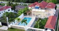 9 Bedrooms 8 Bathrooms, House for Sale in Ocho Rios