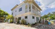 7 Bedrooms 6 Bathrooms, House for Sale in Treasure Beach