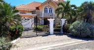 5 Bedrooms 4 Bathrooms, House for Sale in Lucea