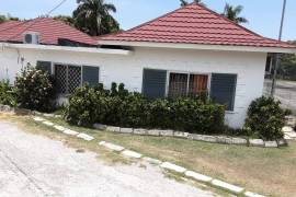 11 Bedrooms 8 Bathrooms, House for Sale in Montego Bay