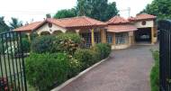 4 Bedrooms 3 Bathrooms, House for Sale in Kingston 8