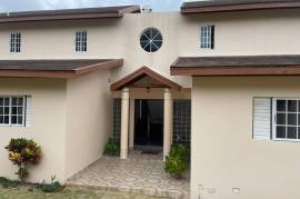 6 Bedrooms 5 Bathrooms, House for Sale in Kingston 8