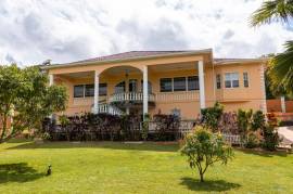 6 Bedrooms 5 Bathrooms, House for Sale in Mandeville