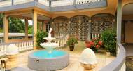 9 Bedrooms 10 Bathrooms, House for Sale in Ocho Rios