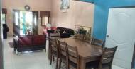 5 Bedrooms 3 Bathrooms, House for Sale in May Pen