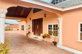 4 Bedrooms 6 Bathrooms, House for Sale in Spanish Town