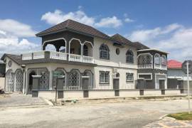 6 Bedrooms 5 Bathrooms, House for Sale in Old Harbour