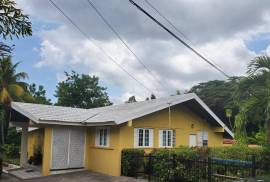 3 Bedrooms 3 Bathrooms, House for Sale in Kingston 8