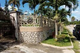 5 Bedrooms 7 Bathrooms, House for Private in Mandeville