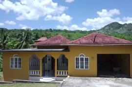 5 Bedrooms 3 Bathrooms, House for Sale in Lambs River