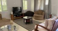 3 Bedrooms 2 Bathrooms, House for Sale in Laughlands