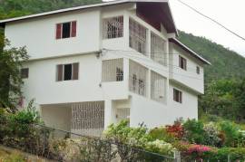5 Bedrooms 4 Bathrooms, House for Sale in Red Hills