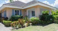 3 Bedrooms 2 Bathrooms, House for Sale in Laughlands